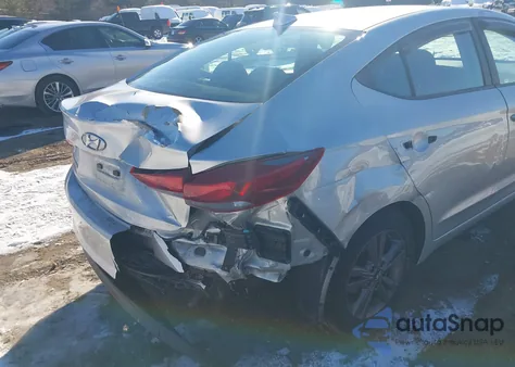 2018 Hyundai Elantra Sel z USA, uszkodzony, nr VIN 5NPD84LF0JH337791